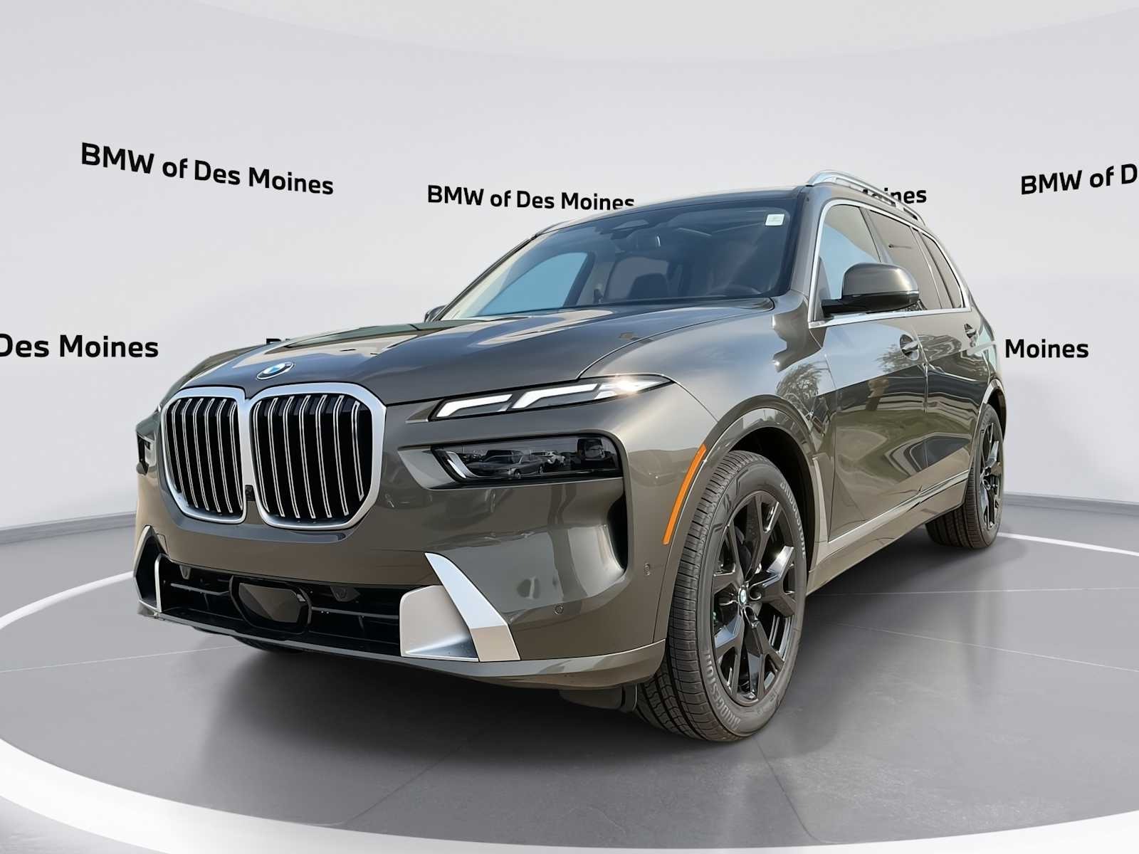 2025 BMW X7 xDrive40i -
                  Urbandale, IA