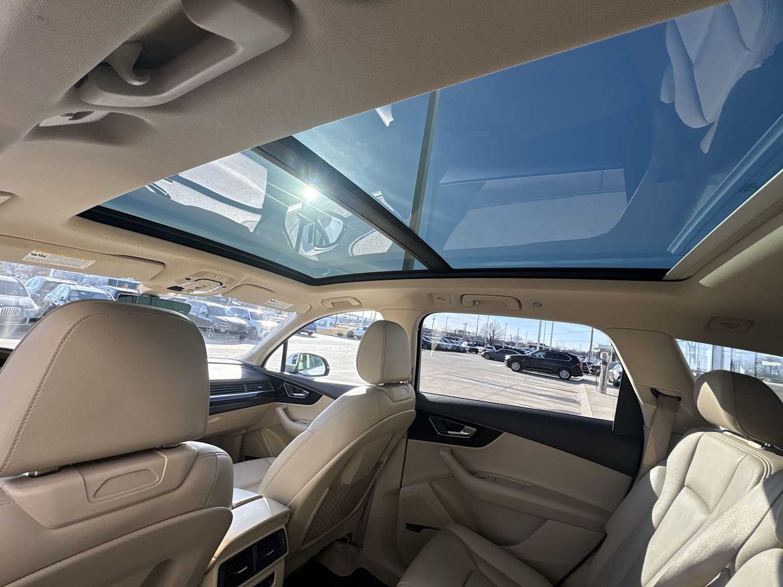 Thumbnail: 2019 Audi Q7 - 18