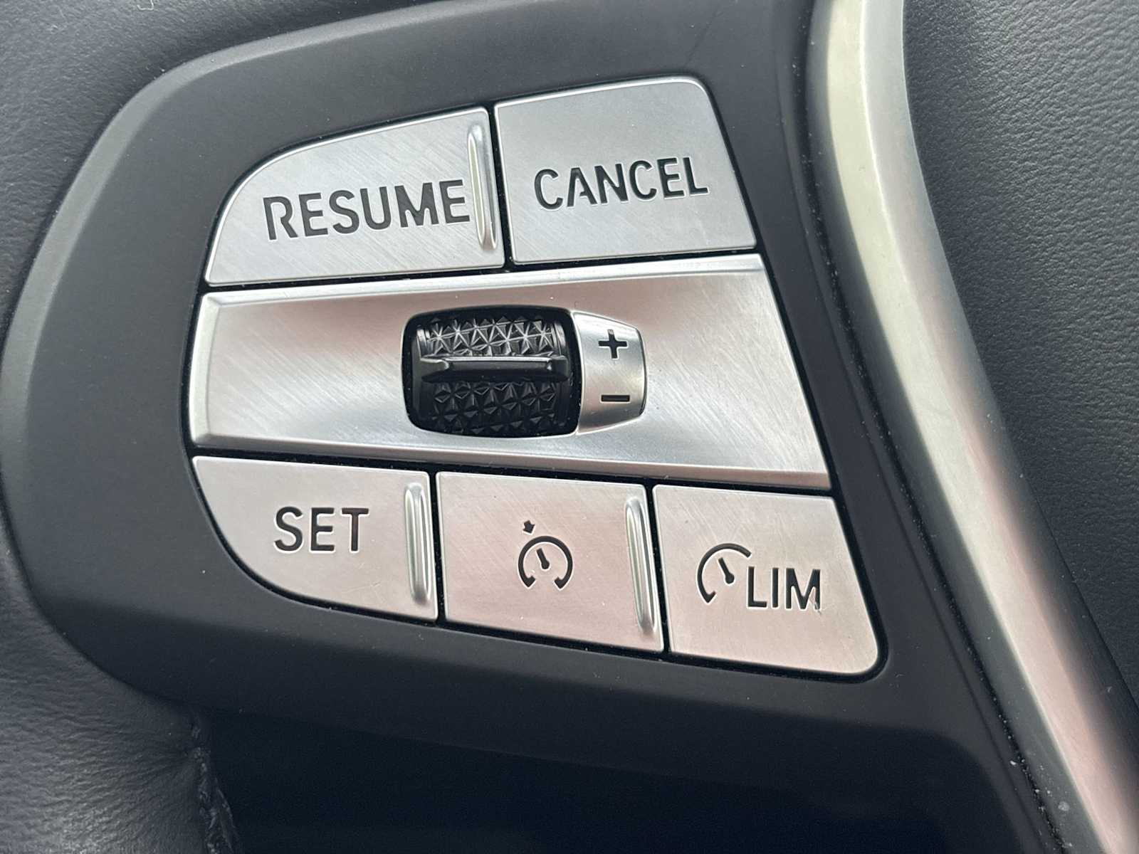 Thumbnail: 2023 BMW X3 - 22