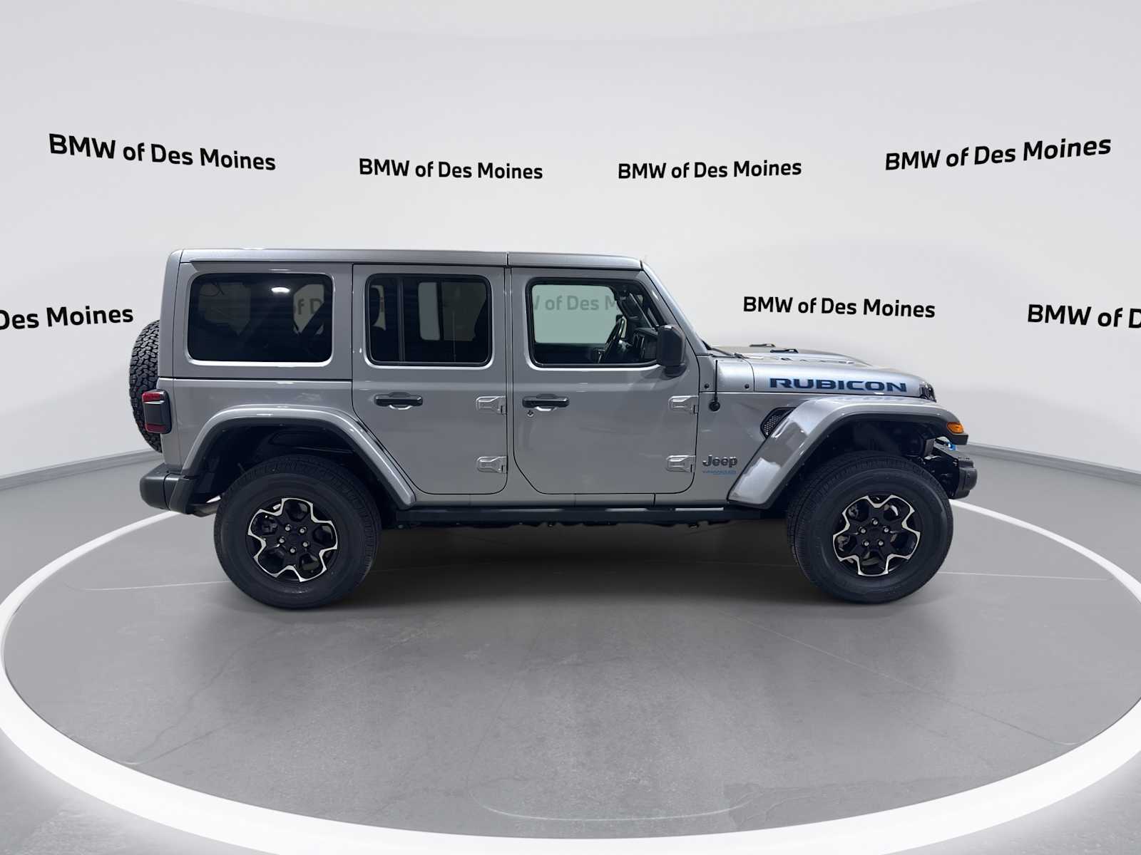 Thumbnail: 2021 Jeep Wrangler - 9
