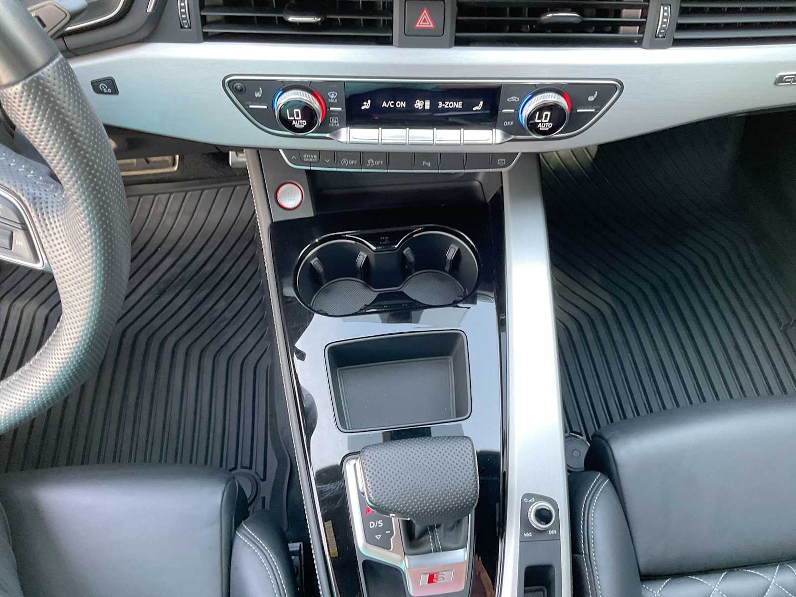 Thumbnail: 2020 Audi S4 - 29