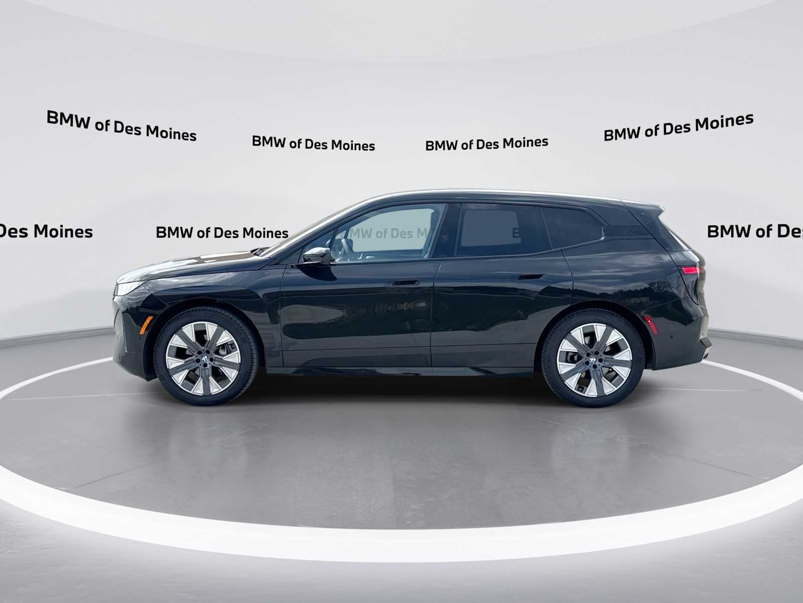 Thumbnail: 2026 BMW iX - 5