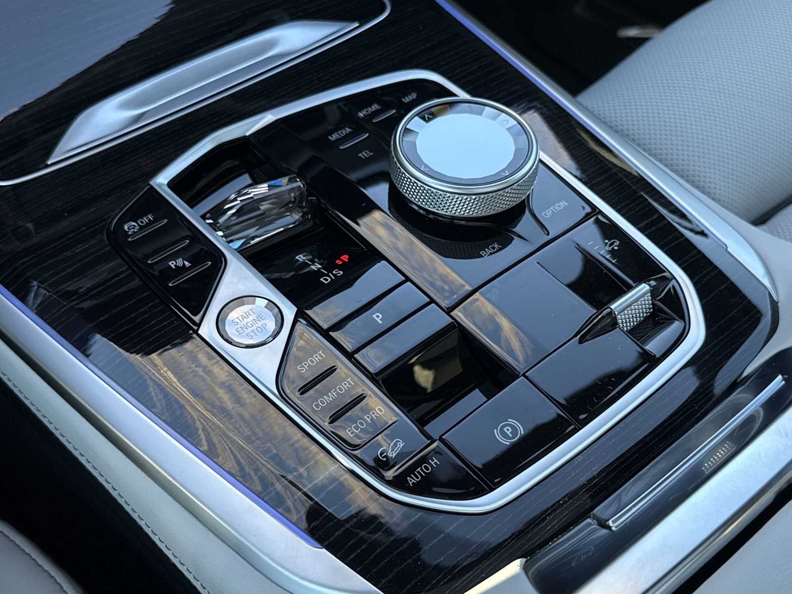 Thumbnail: 2026 BMW X5 - 35