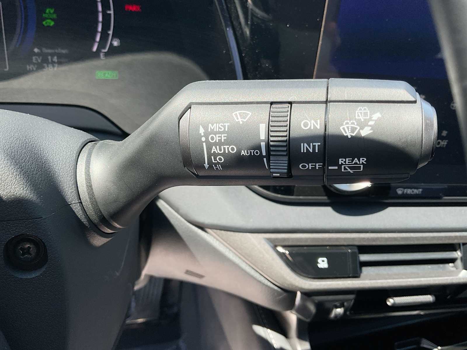 2024 Lexus RX  28