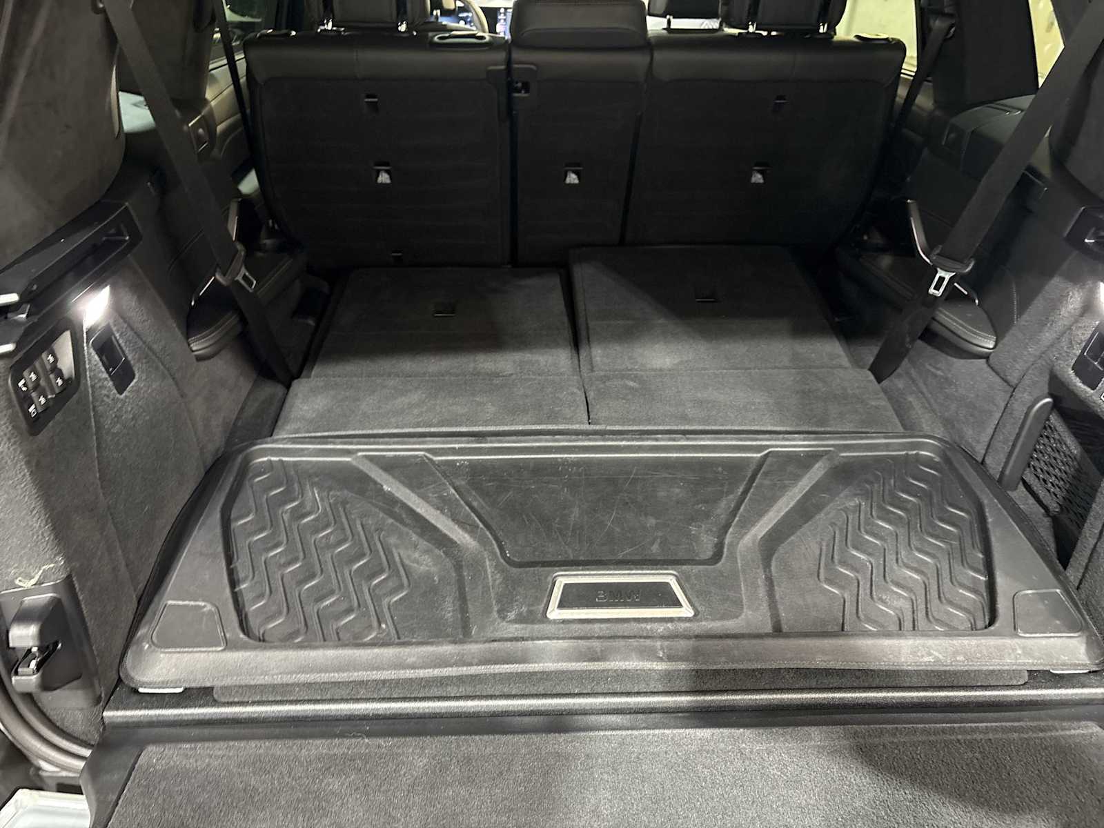 Thumbnail: 2023 BMW X7 - 36