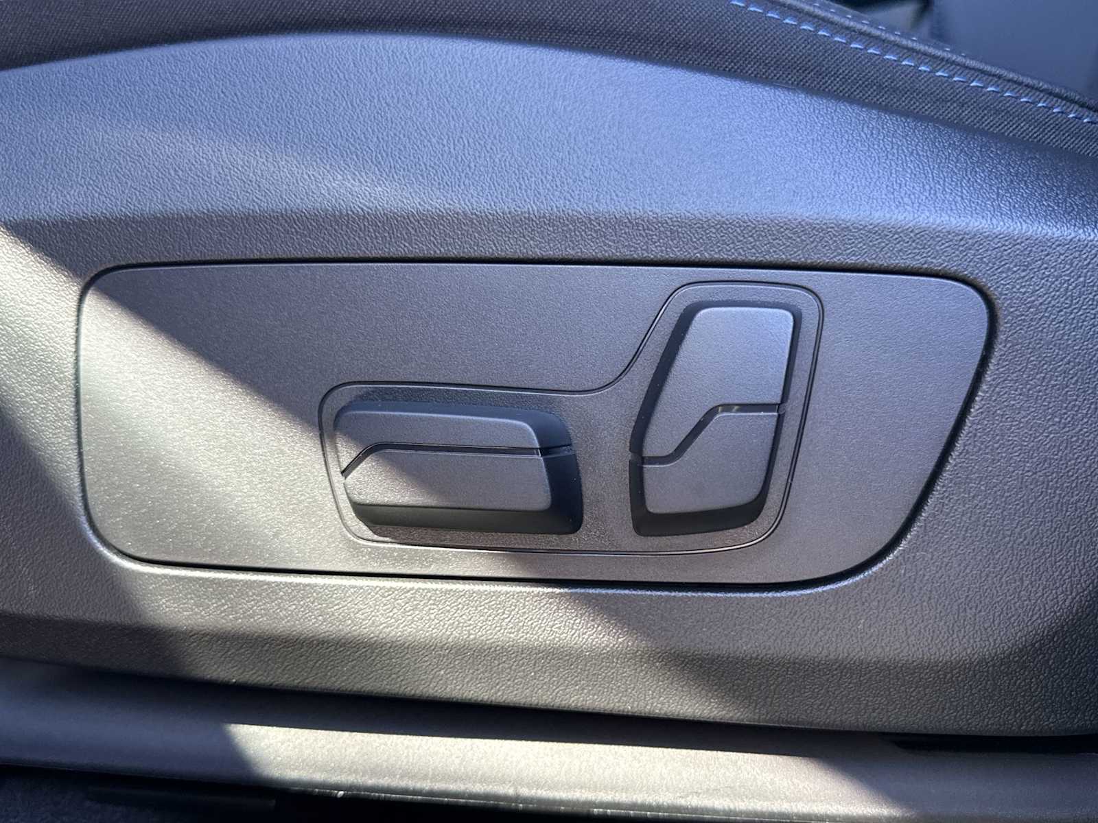 Thumbnail: 2026 BMW X1 - 18