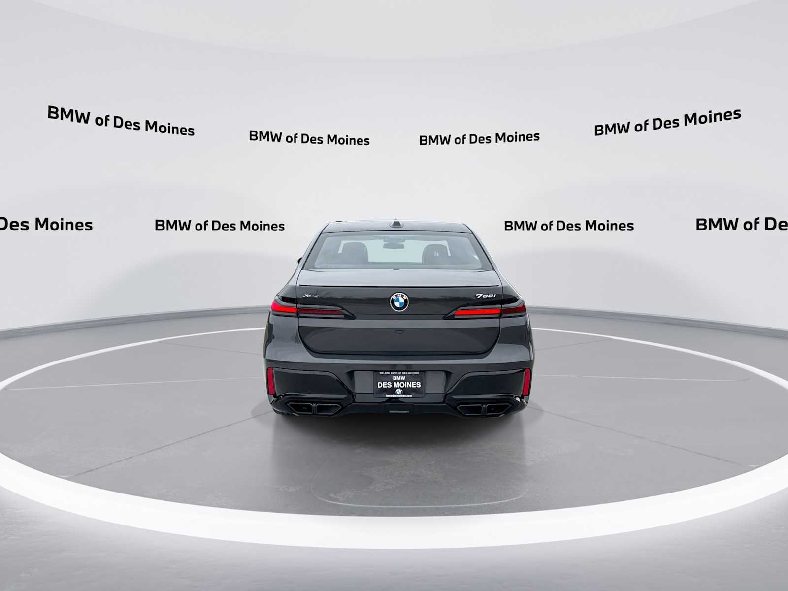 Thumbnail: 2024 BMW 7 Series - 7