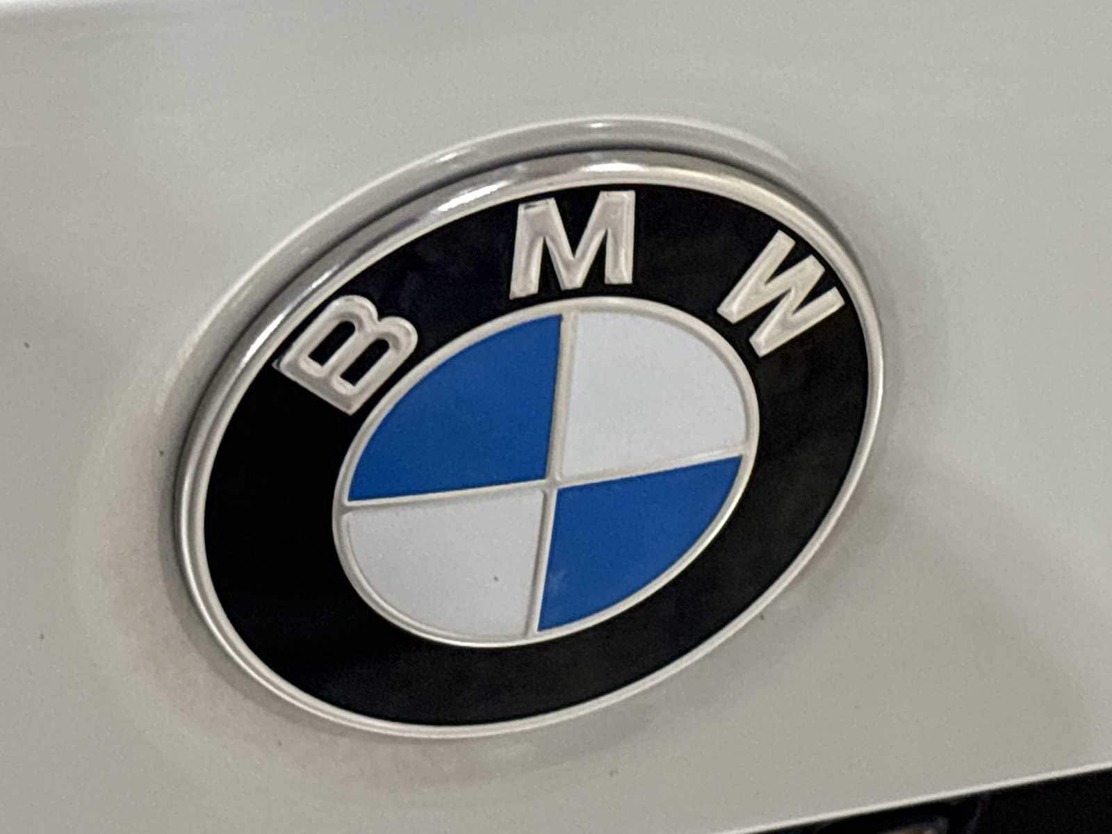 Thumbnail: 2025 BMW 3 Series - 11