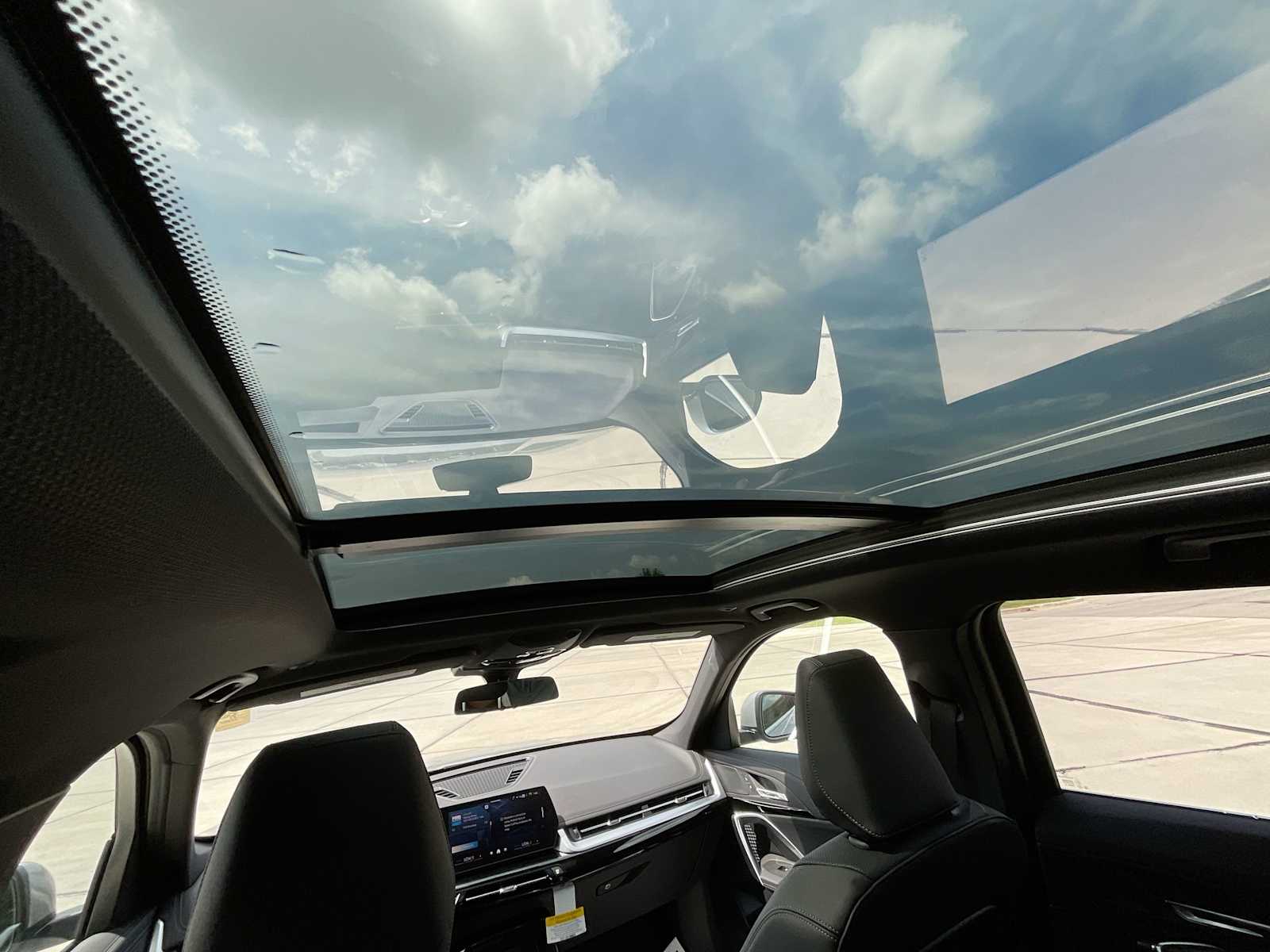 Thumbnail: 2025 BMW X1 - 22