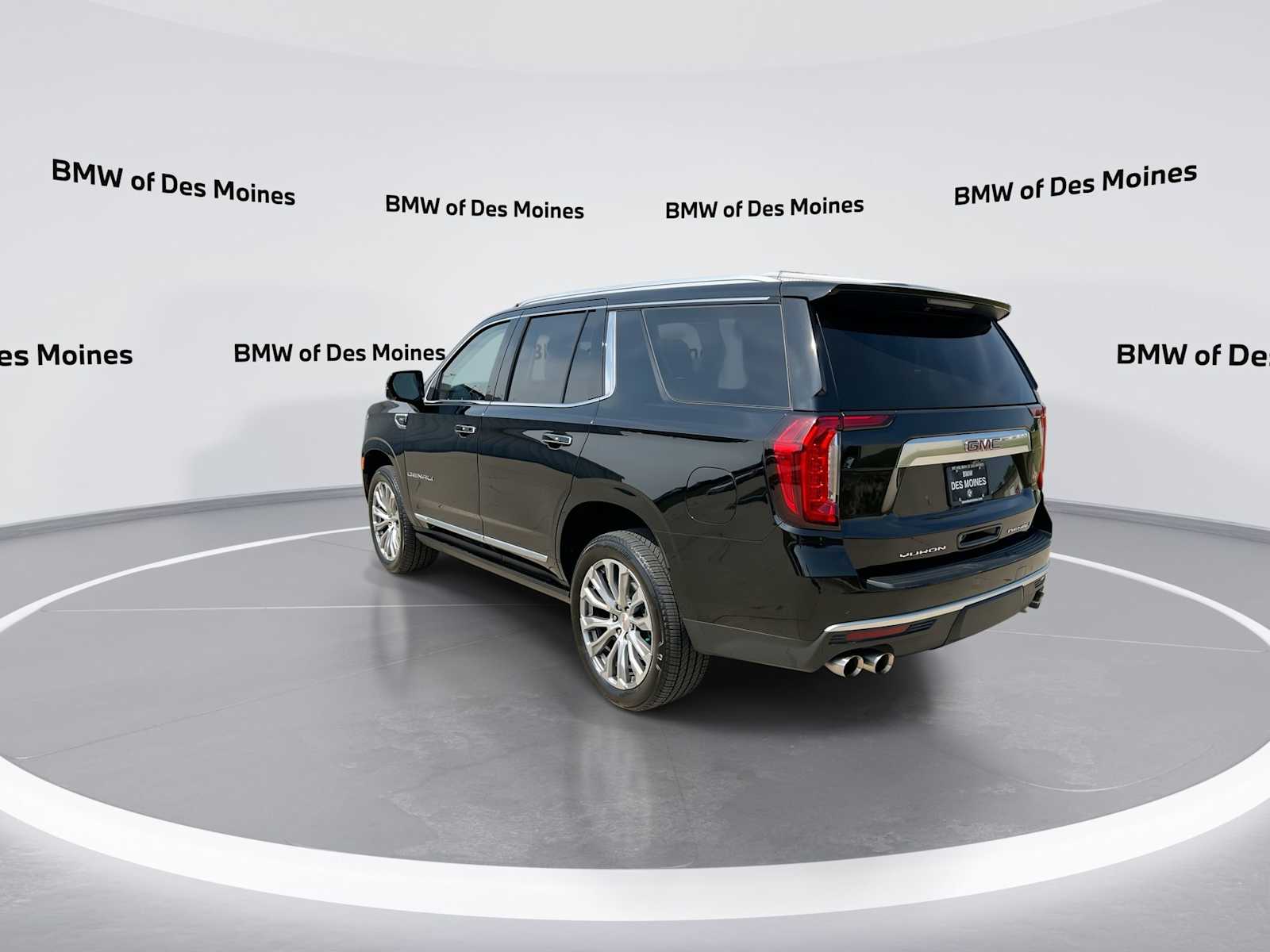 2021 GMC Yukon Denali 6