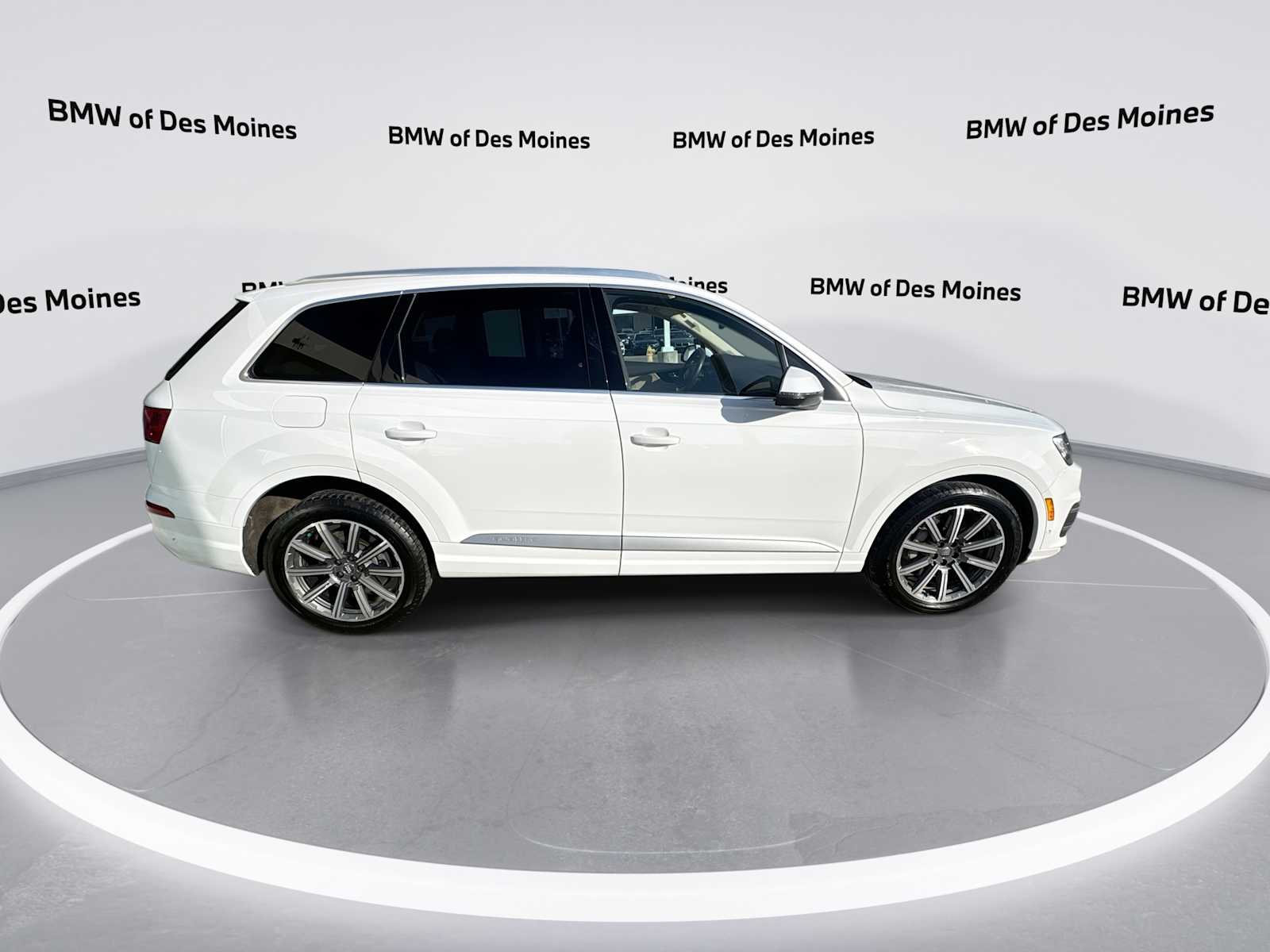 Thumbnail: 2019 Audi Q7 - 9