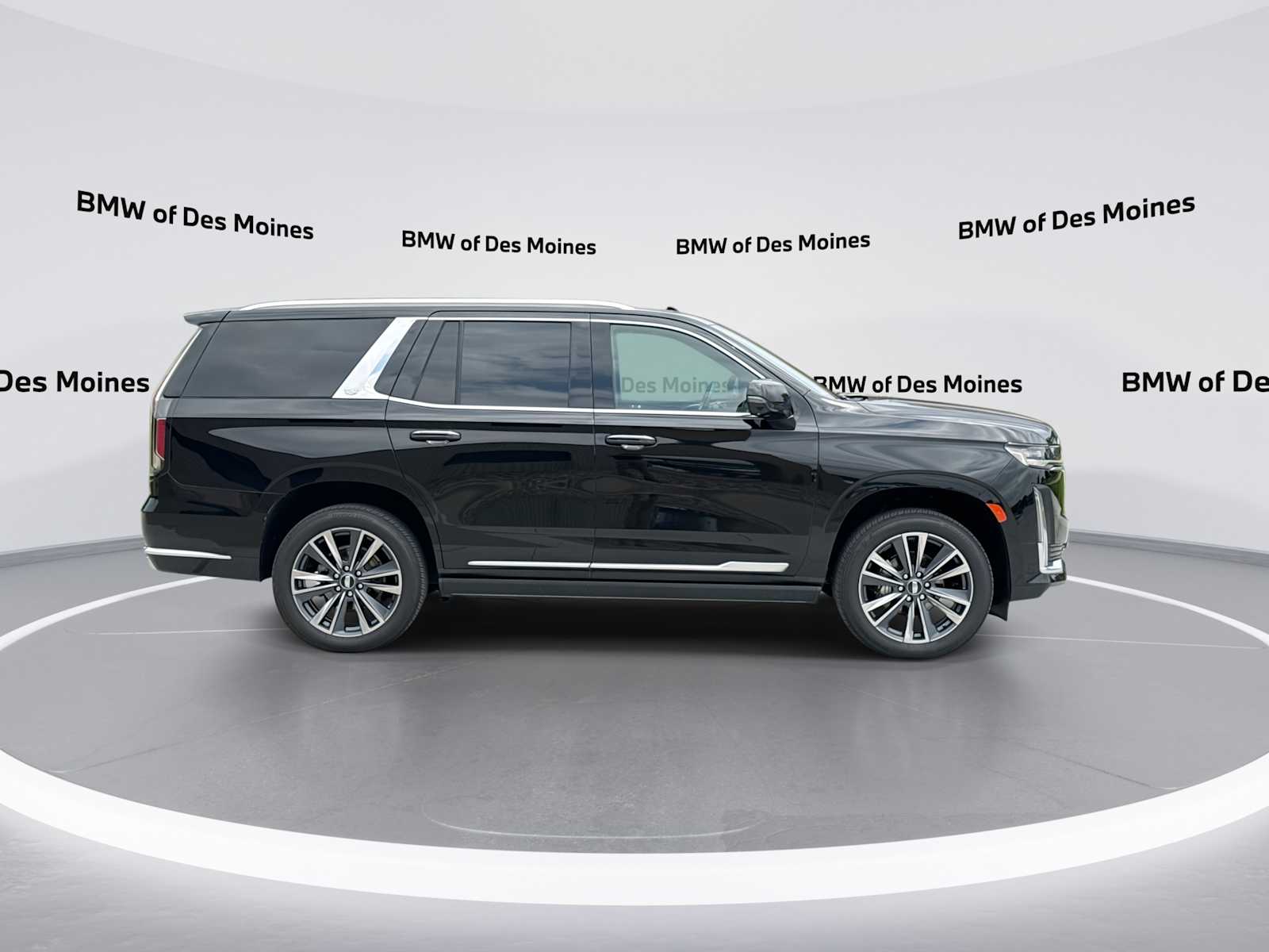 Thumbnail: 2022 Cadillac Escalade - 9
