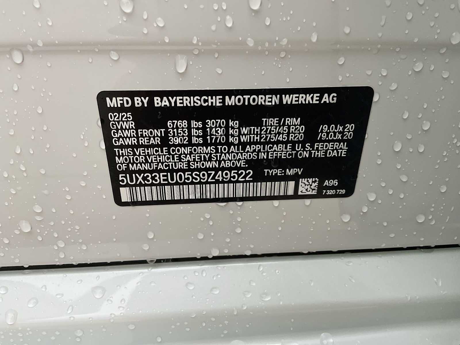 2025 BMW X5 M60i 39