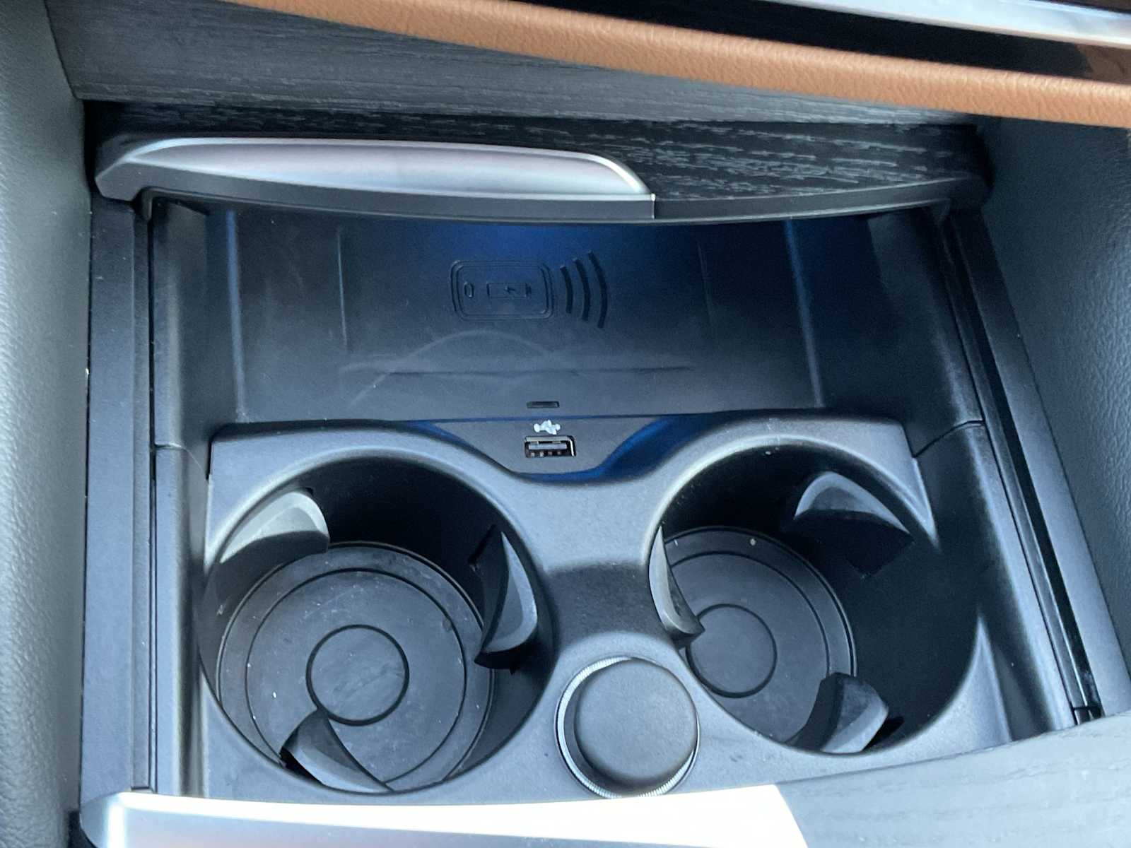 Thumbnail: 2023 BMW 5 Series - 33