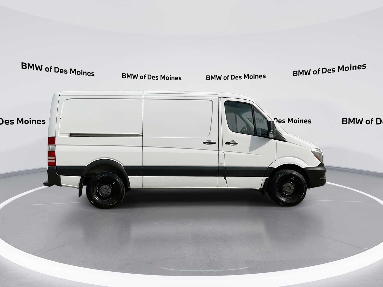 Thumbnail: 2016 Mercedes-Benz Sprinter - 9