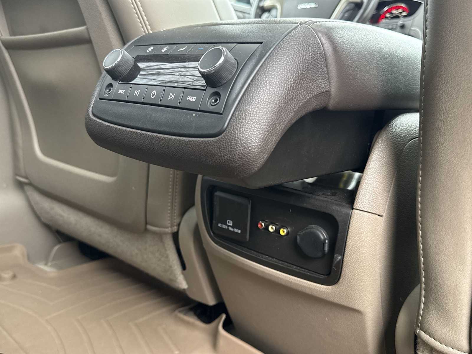 Thumbnail: 2013 GMC Acadia - 40