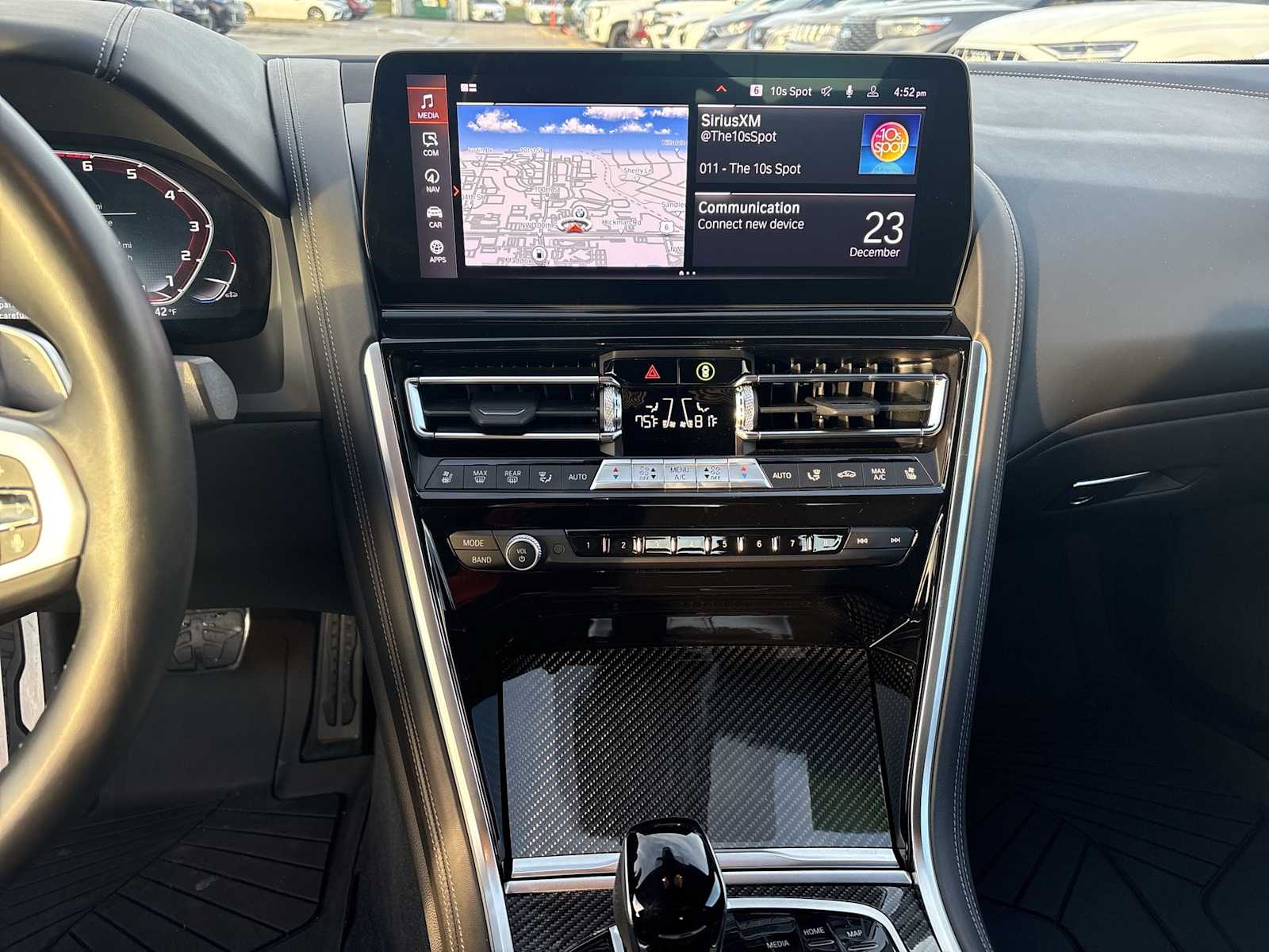 Thumbnail: 2025 BMW 8 Series - 32