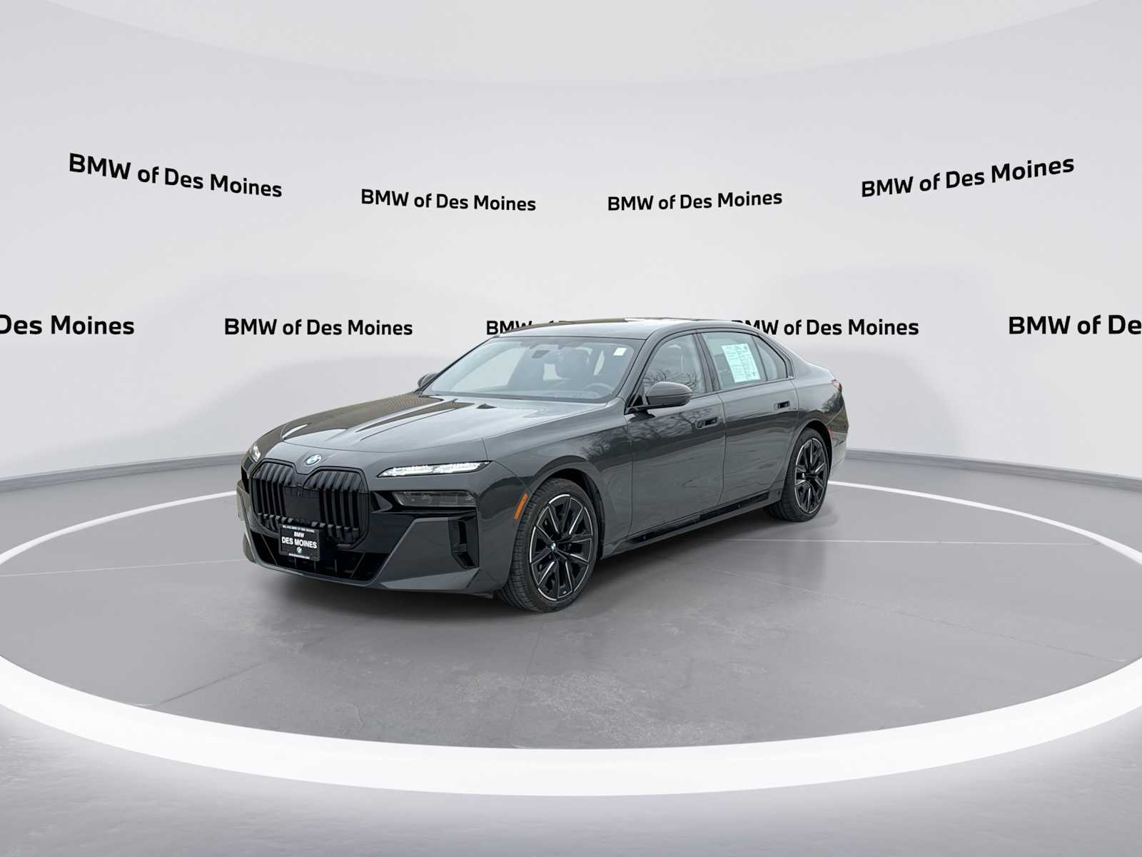 Thumbnail: 2024 BMW 7 Series - 4
