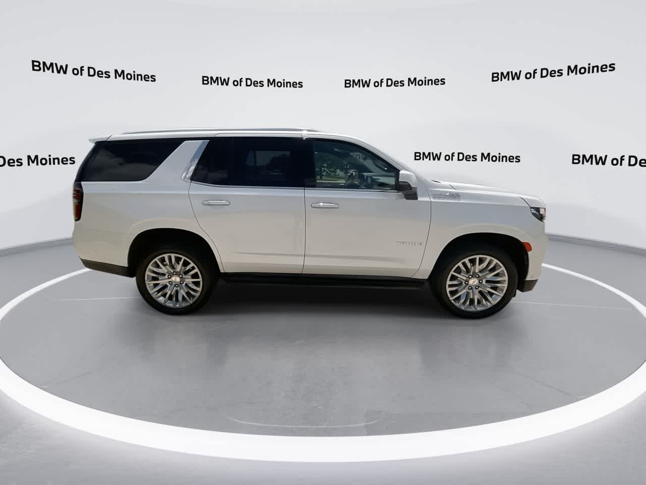 Thumbnail: 2024 Chevrolet Tahoe - 9