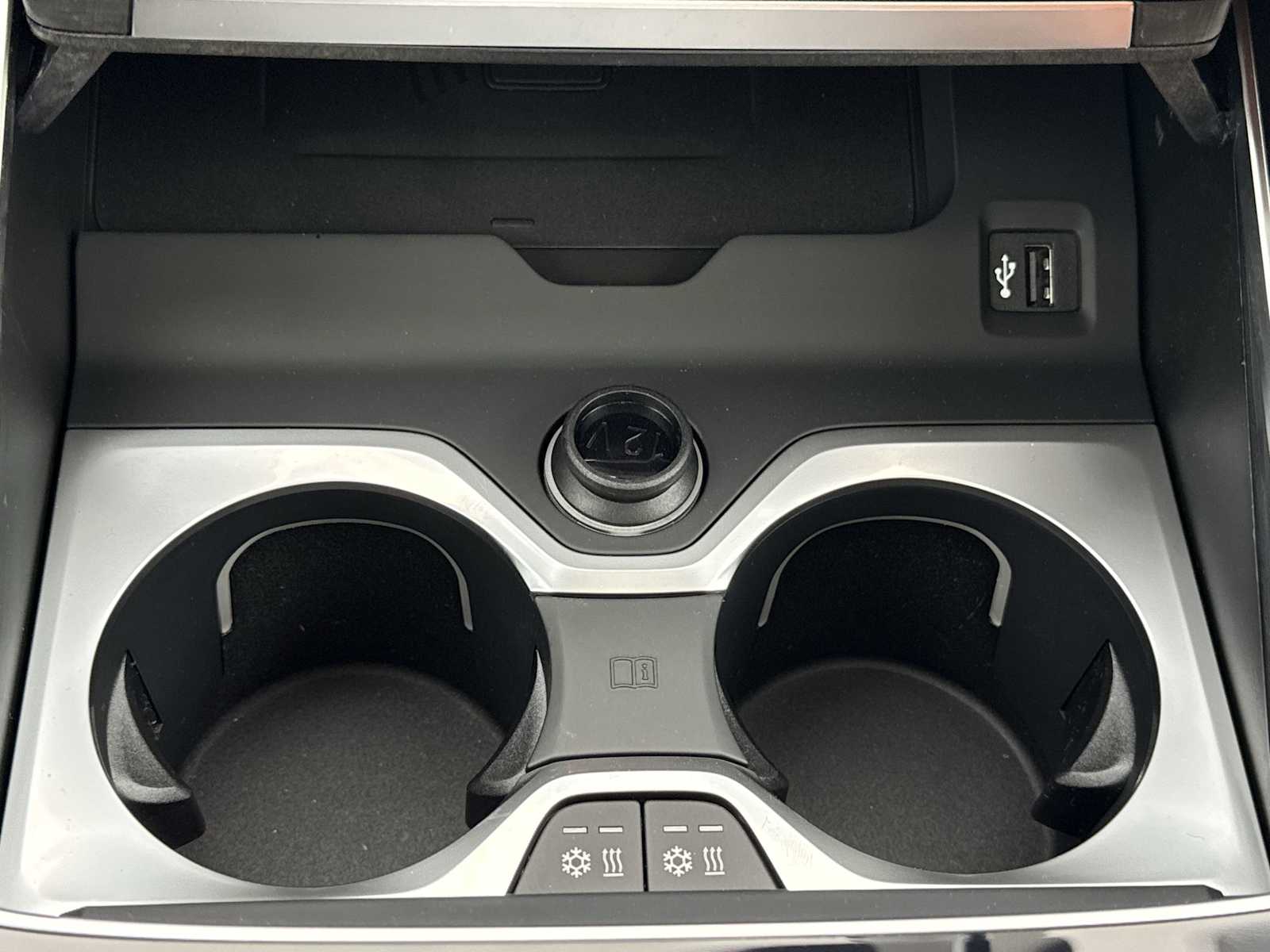 Thumbnail: 2026 BMW X7 - 34