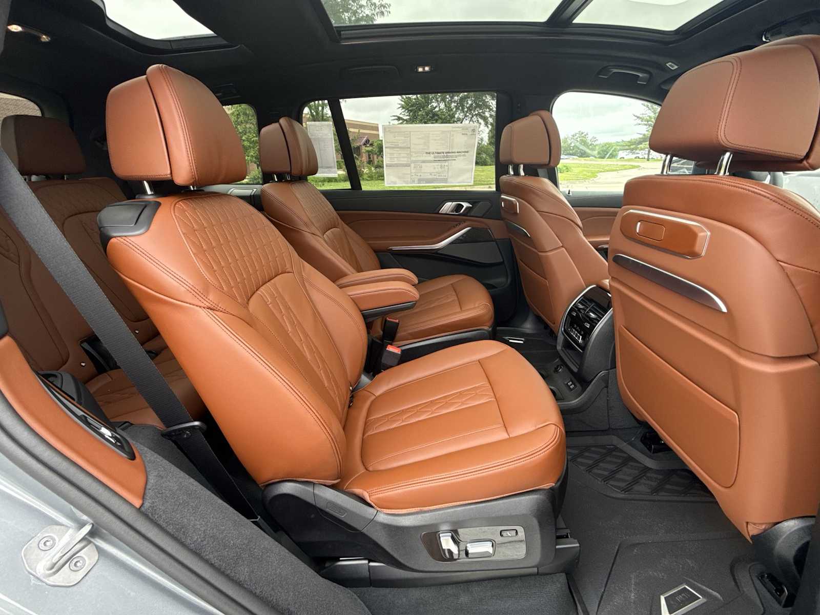 Thumbnail: 2026 BMW X7 - 22