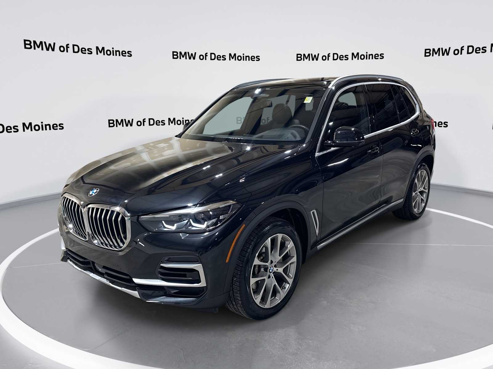 Thumbnail: 2023 BMW X5 - 1