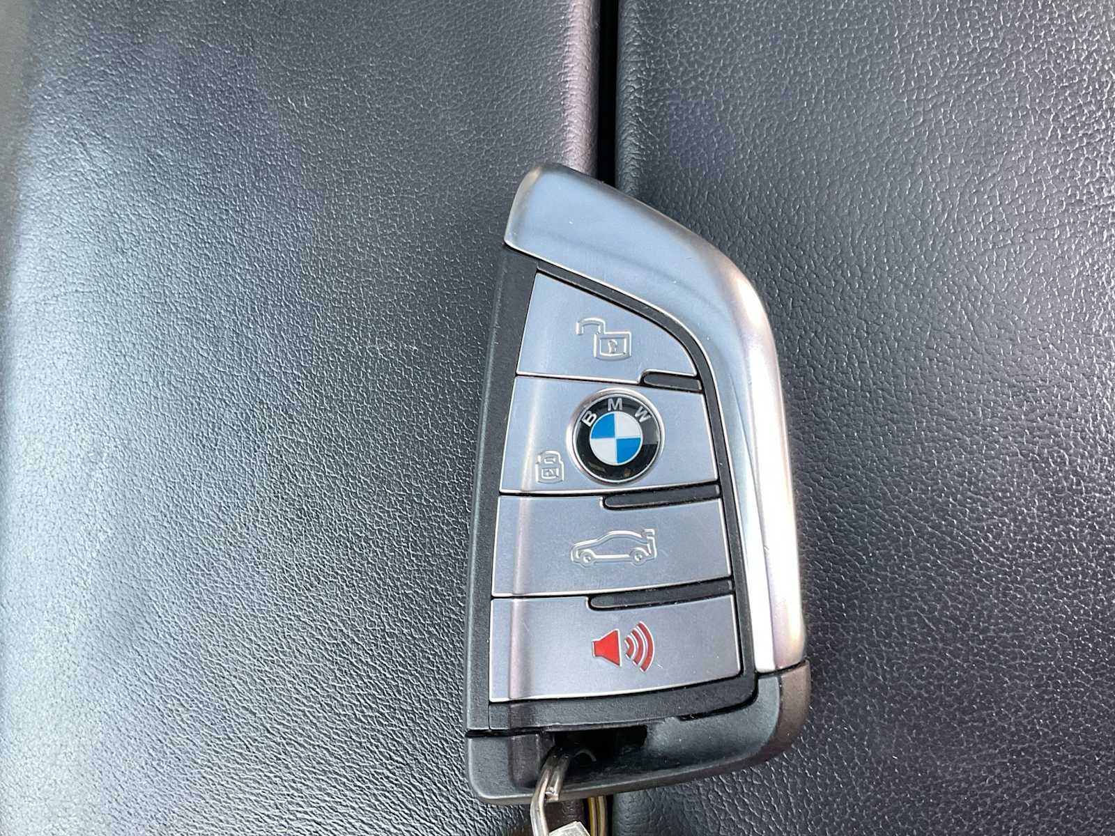 Thumbnail: 2019 BMW X5 - 38