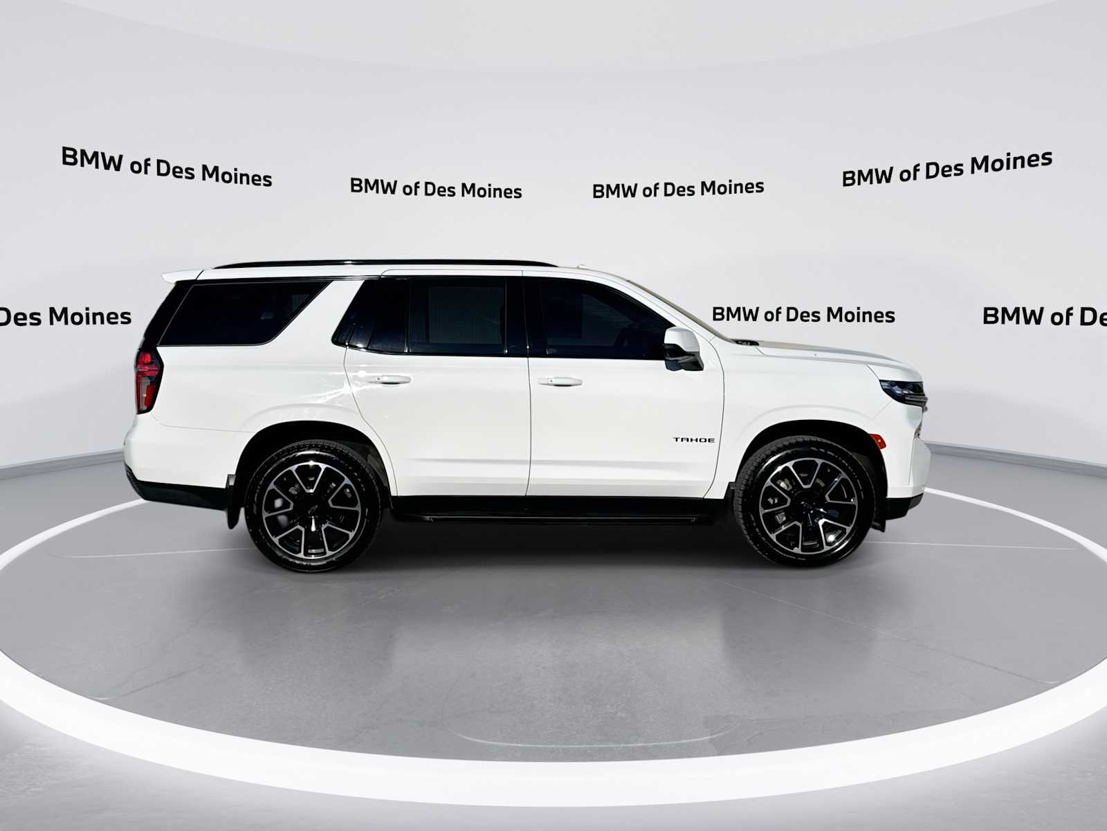 Thumbnail: 2022 Chevrolet Tahoe - 9