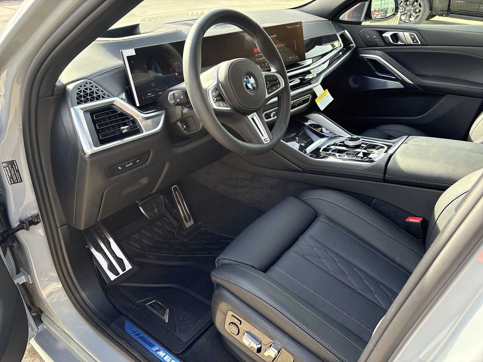 Thumbnail: 2026 BMW X6 - 10