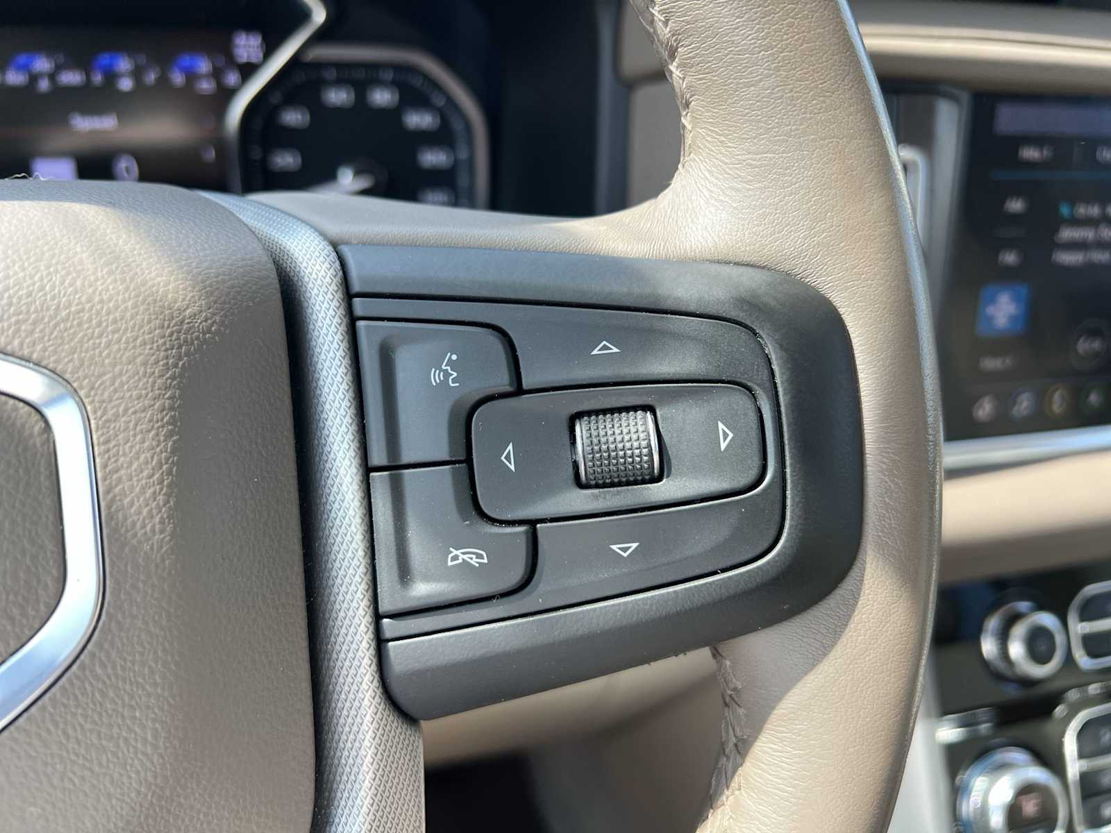 2021 GMC Yukon Denali 24