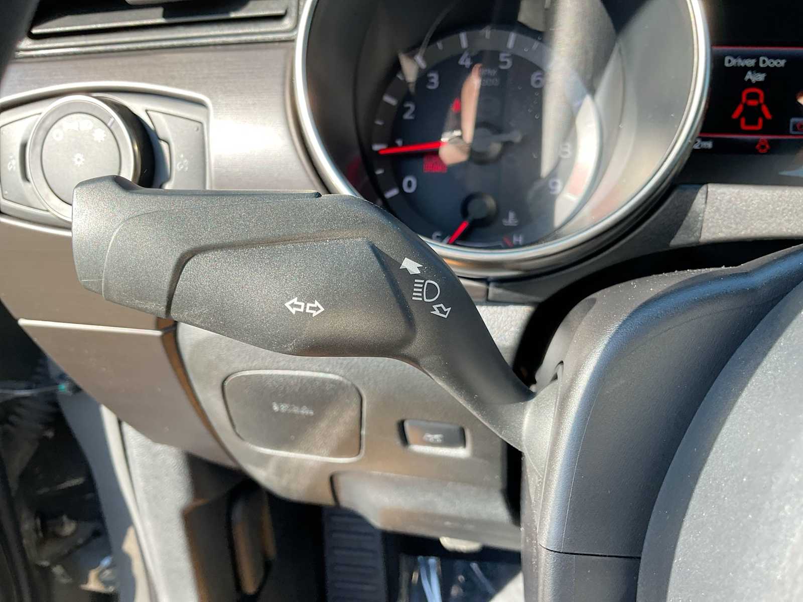 Thumbnail: 2018 Ford Econoline - 25