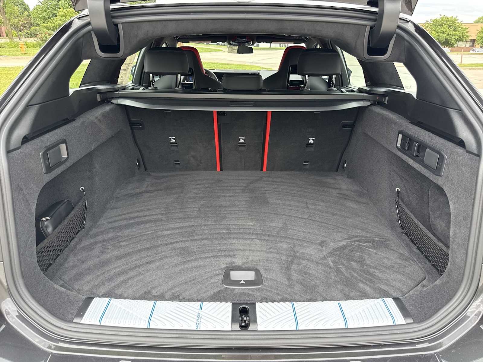 2026 BMW M5 M5 Touring - Photo 37