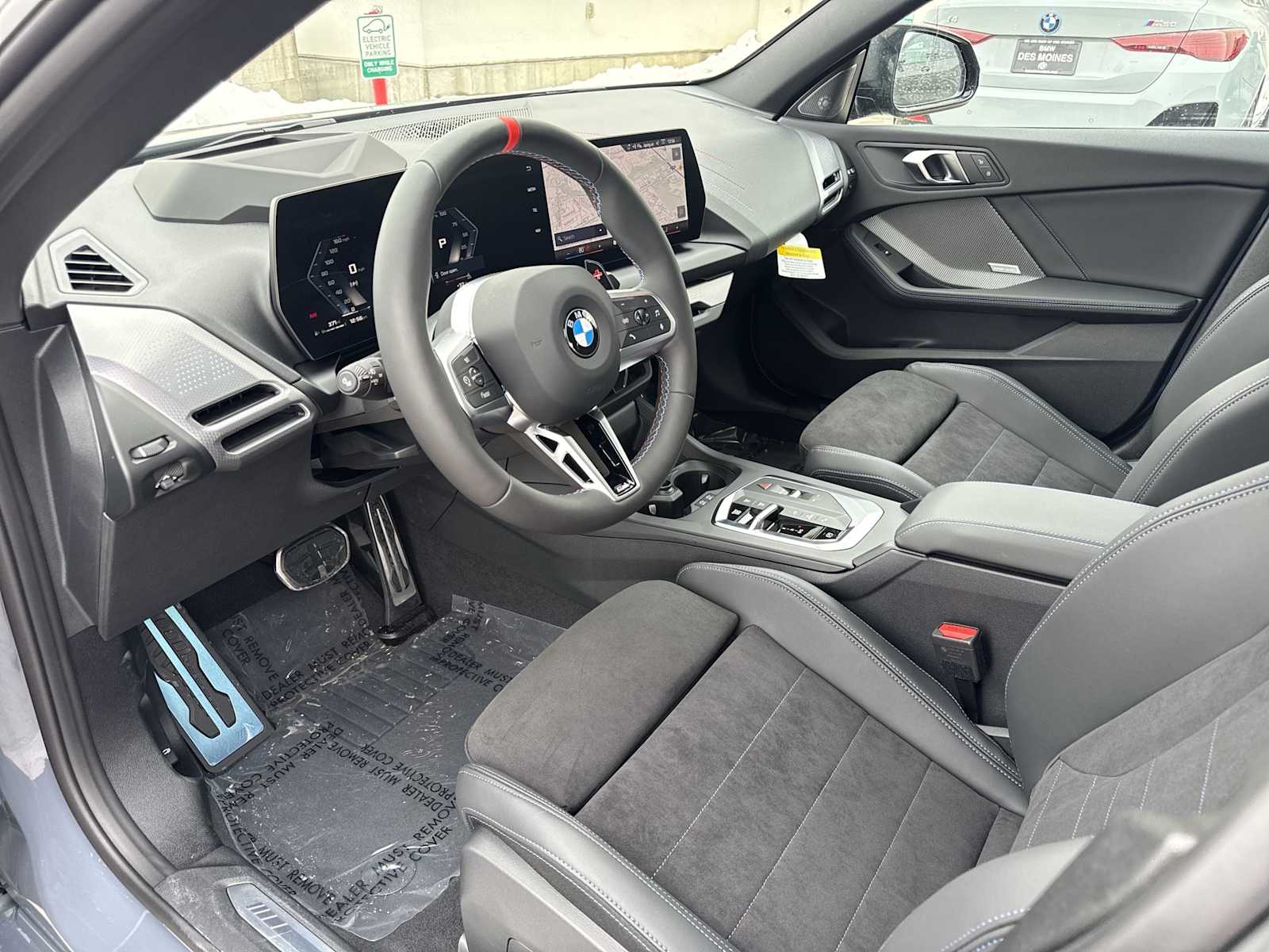 2026 BMW 2 Series M235 - Photo 10