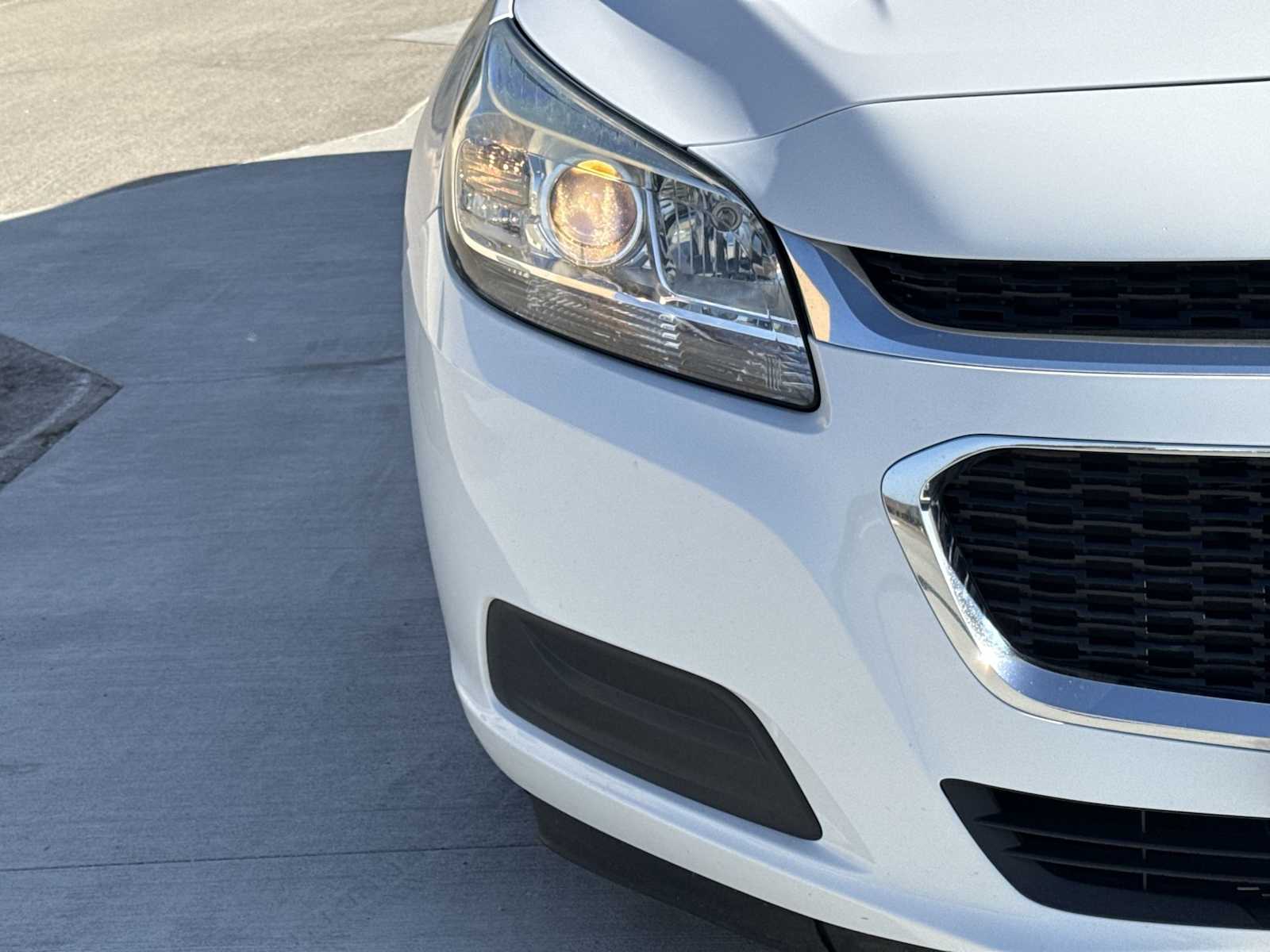 Thumbnail: 2015 Chevrolet Malibu - 11