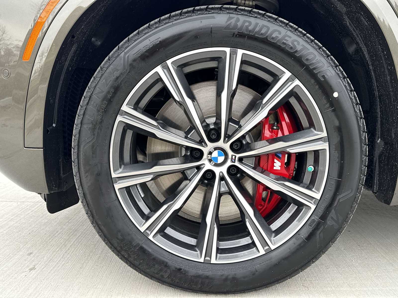 Thumbnail: 2026 BMW X5 - 14