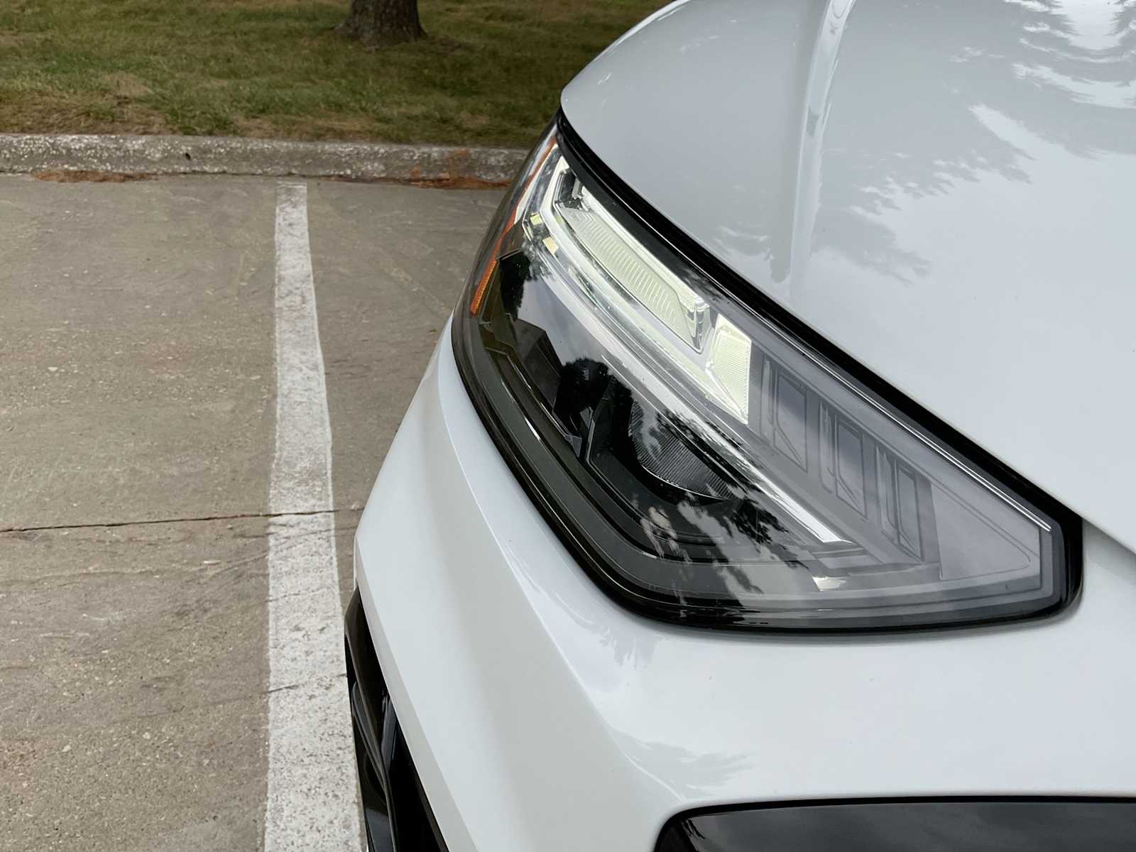 Thumbnail: 2024 Audi SQ5 - 11