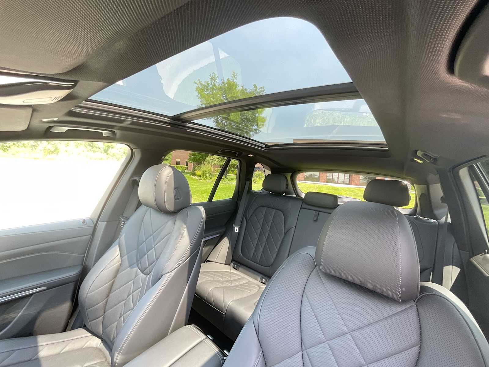 Thumbnail: 2023 BMW X5 - 19