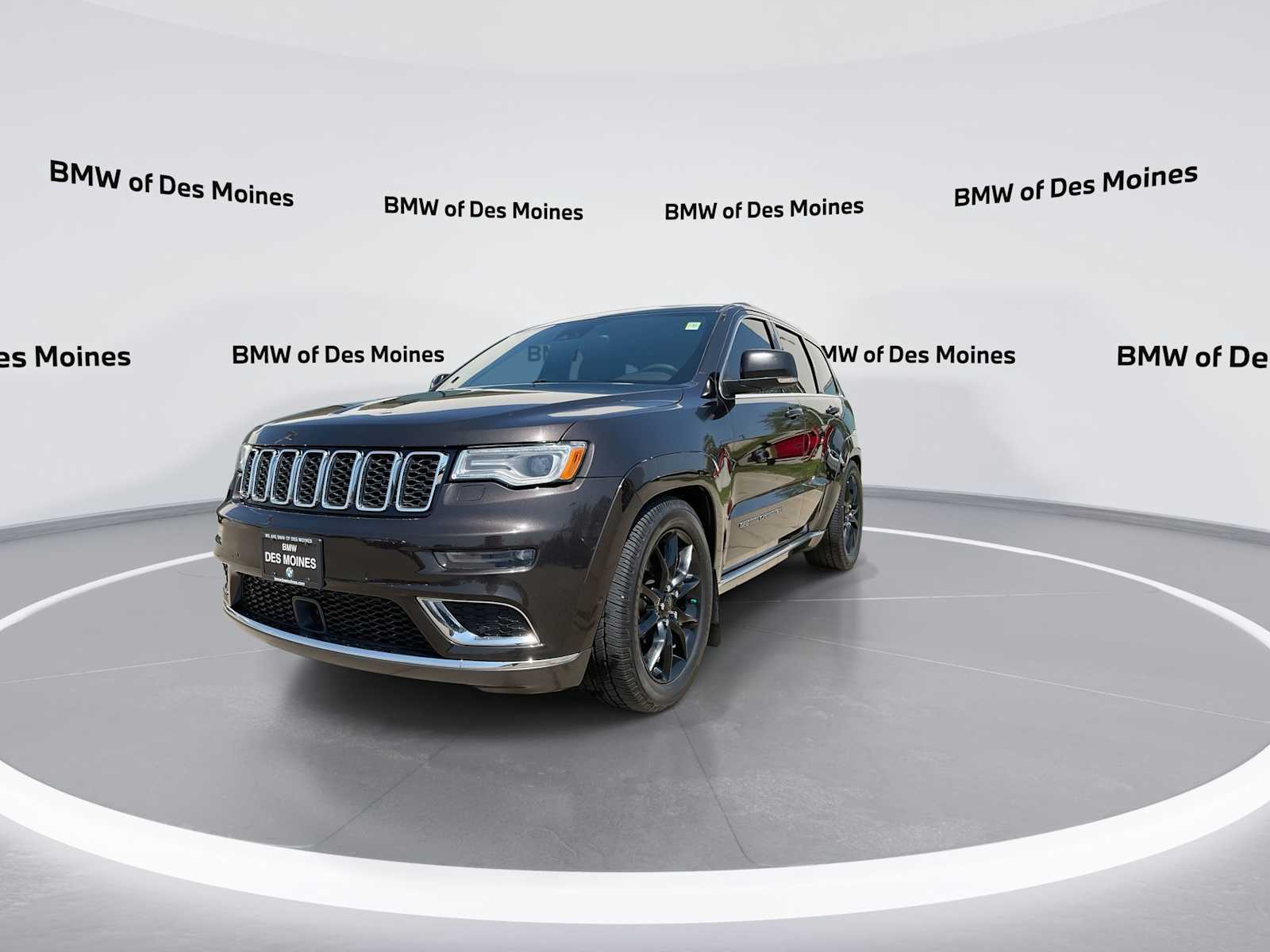Thumbnail: 2017 Jeep Grand Cherokee - 4