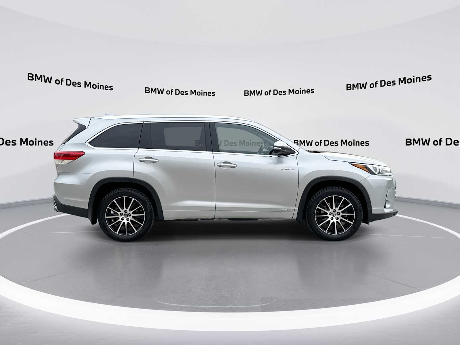 Thumbnail: 2018 Toyota Highlander - 9