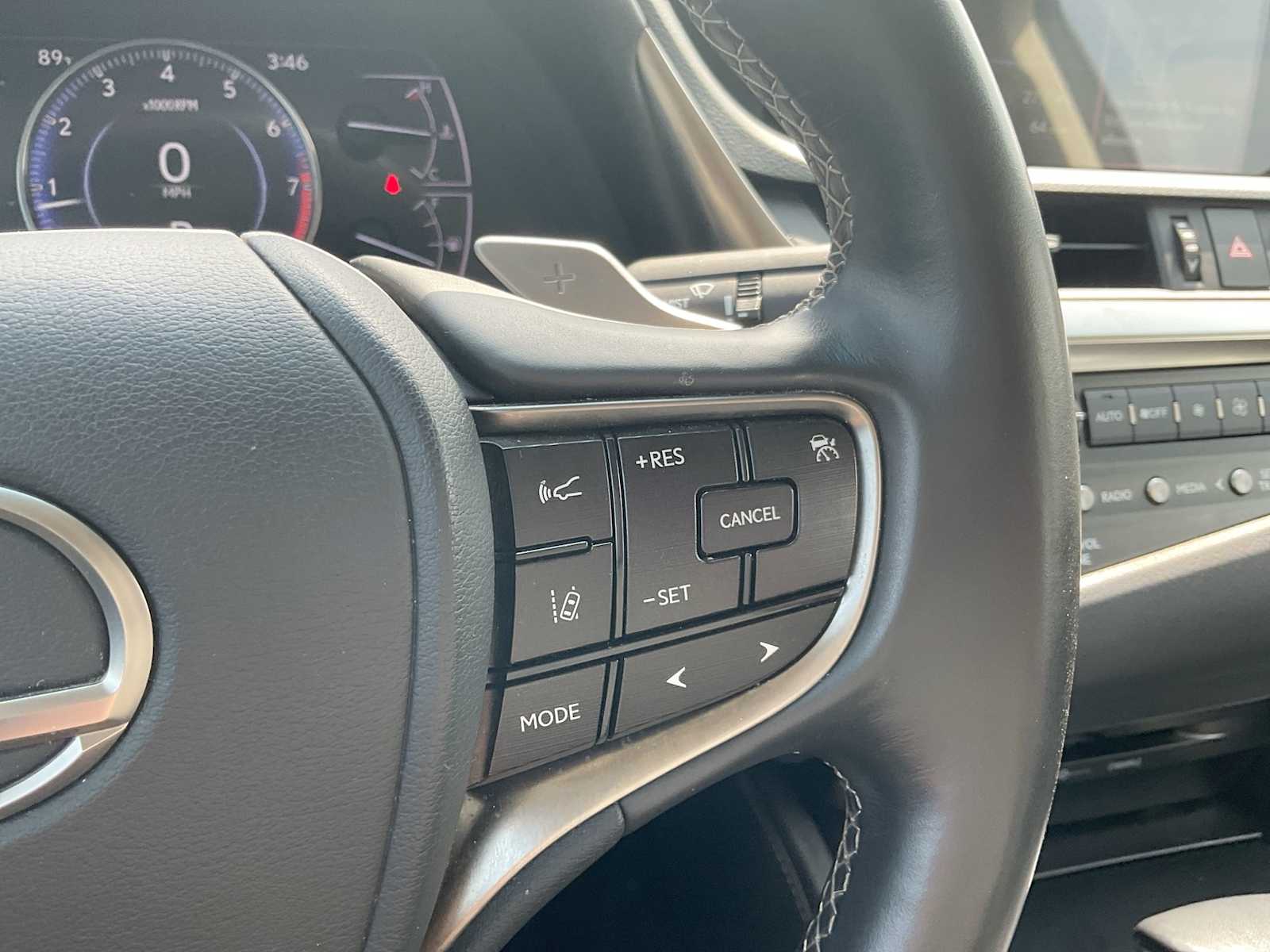 2020 Lexus ES 350 26