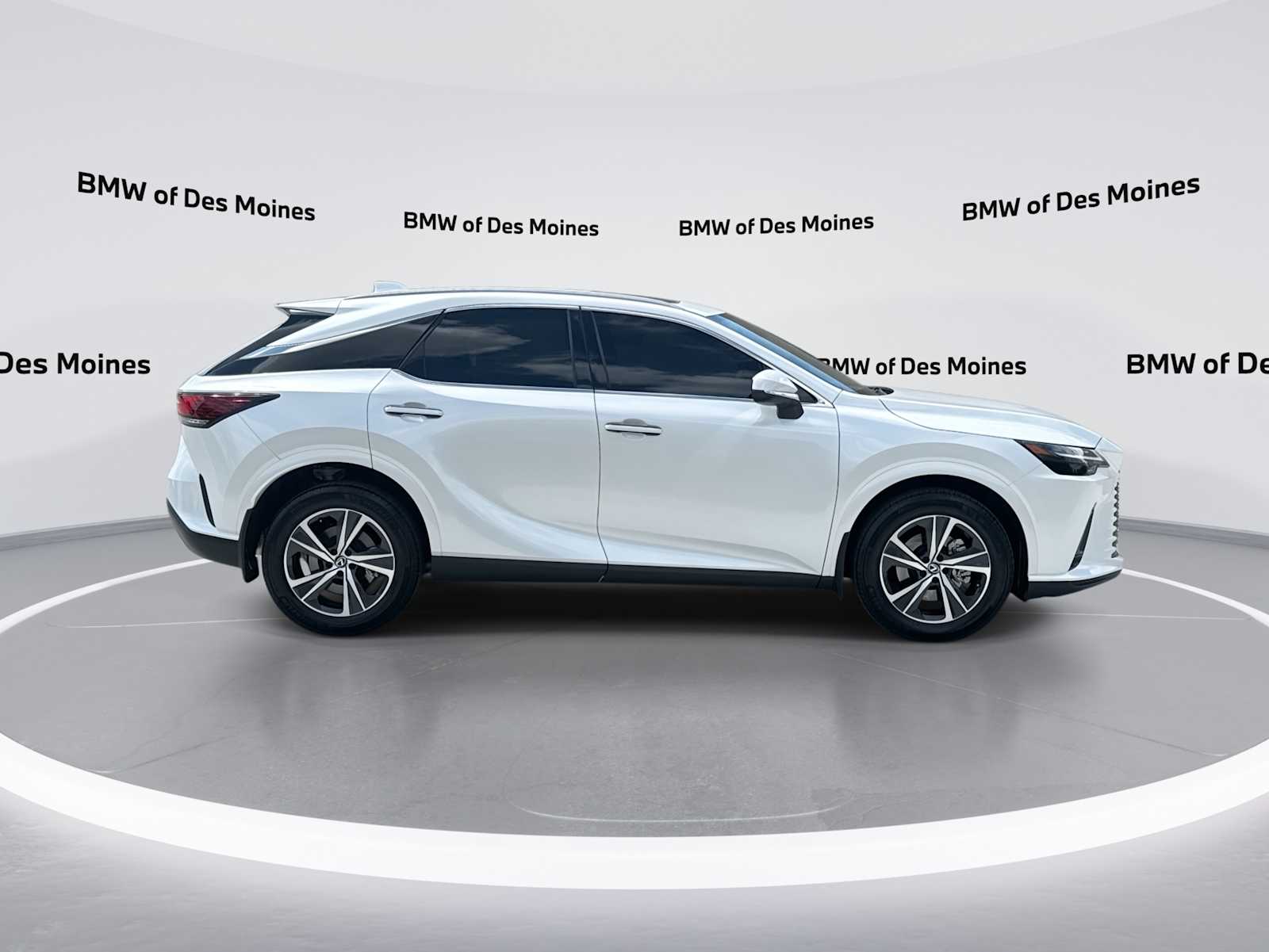 Thumbnail: 2023 Lexus RX - 9