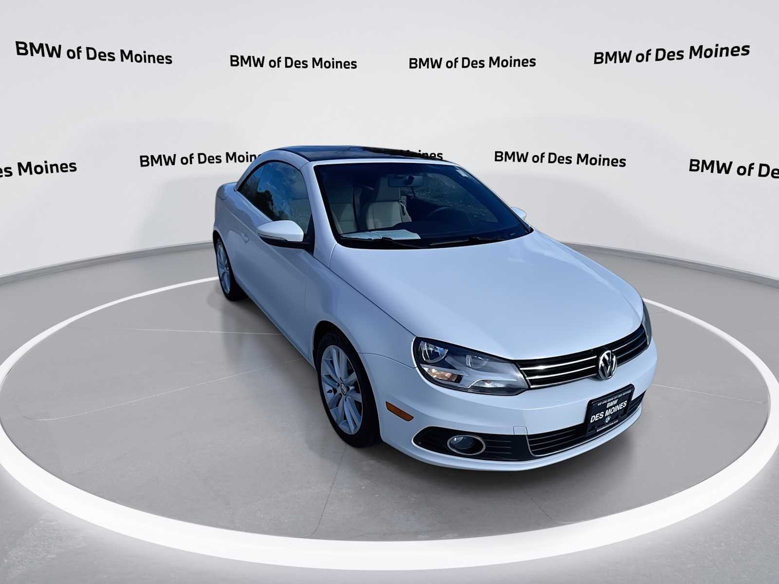 Thumbnail: 2014 Volkswagen Eos - 2