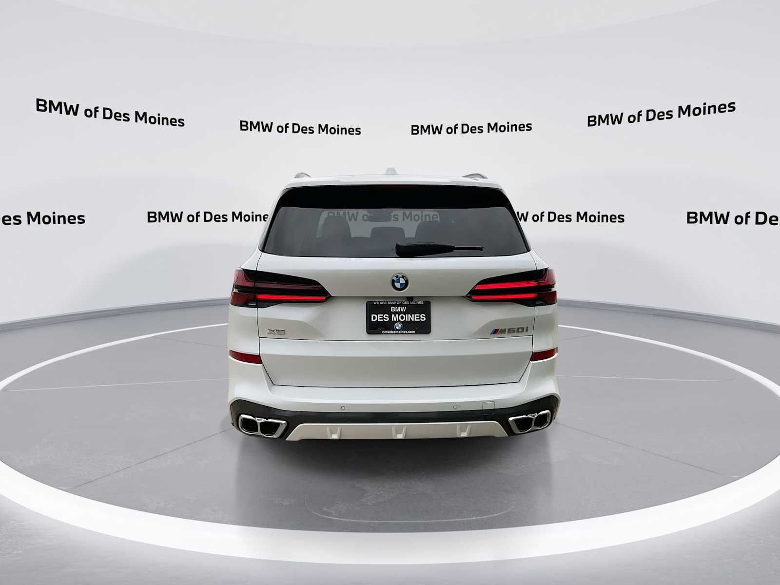 2025 BMW X5 M60i 7