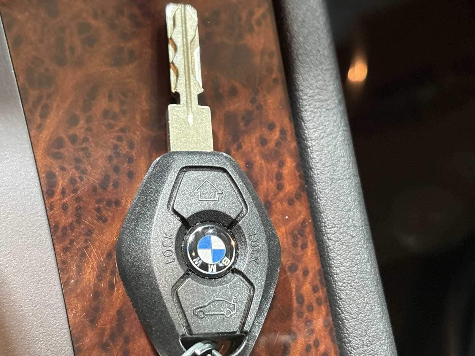 Thumbnail: 2001 BMW 5 Series - 32