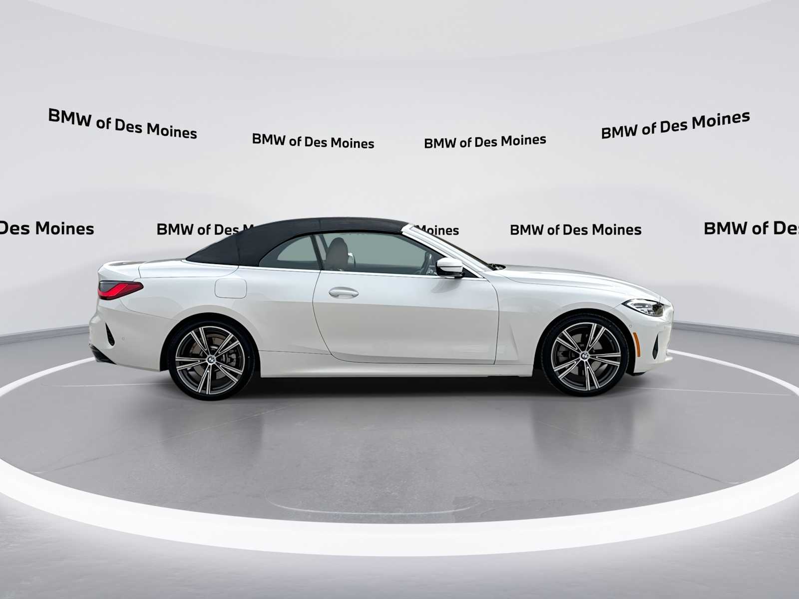 Thumbnail: 2024 BMW 4 Series - 9