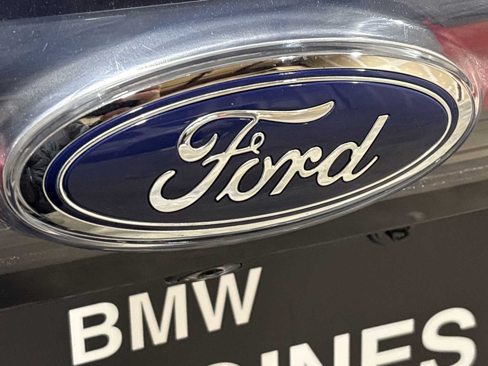 Thumbnail: 2016 Ford Edge - 11