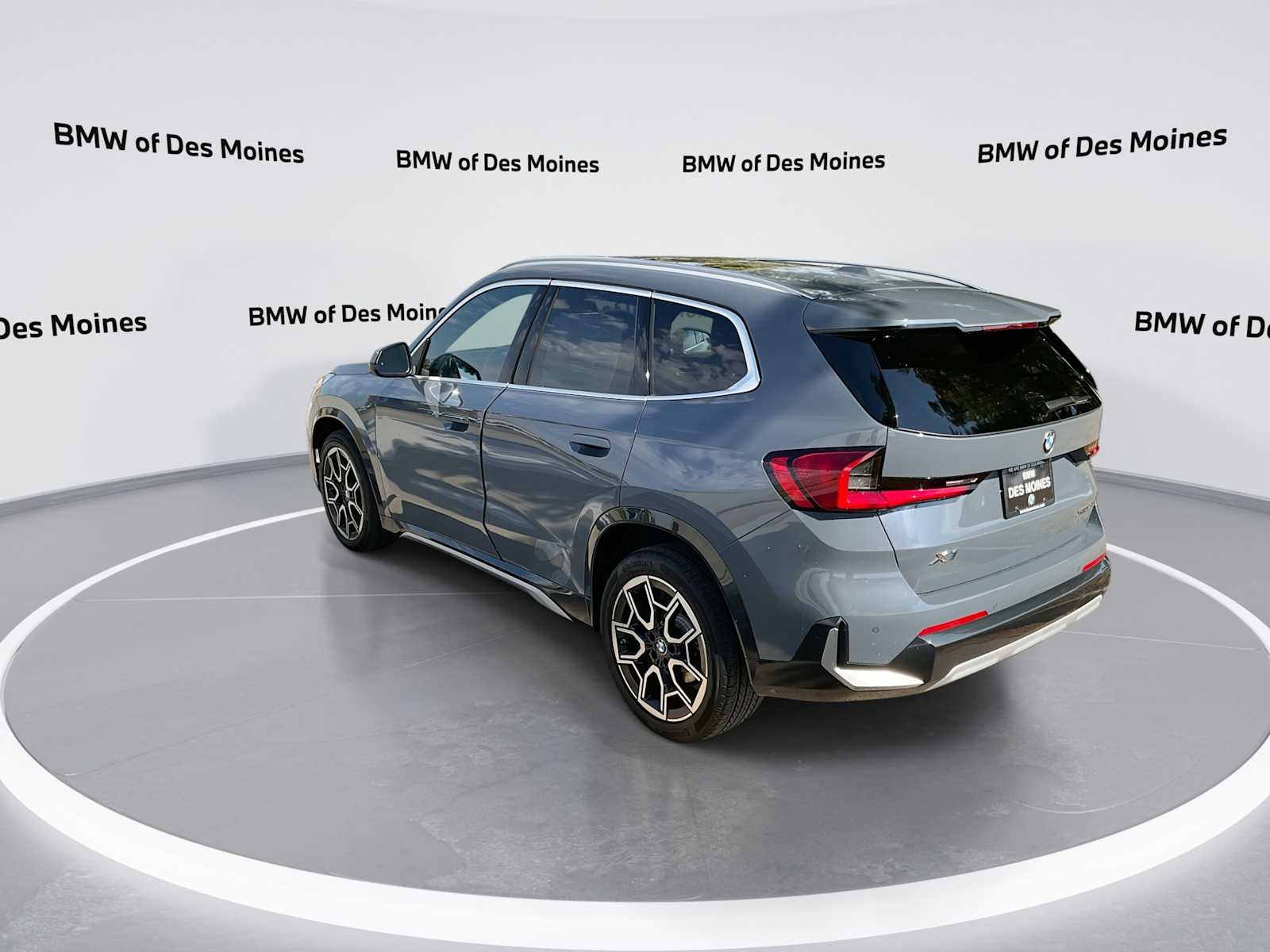 Thumbnail: 2026 BMW X1 - 6