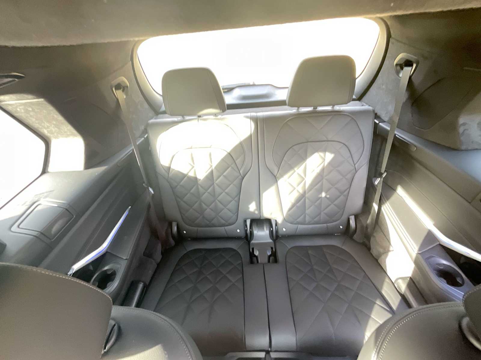 Thumbnail: 2026 BMW X7 - 40