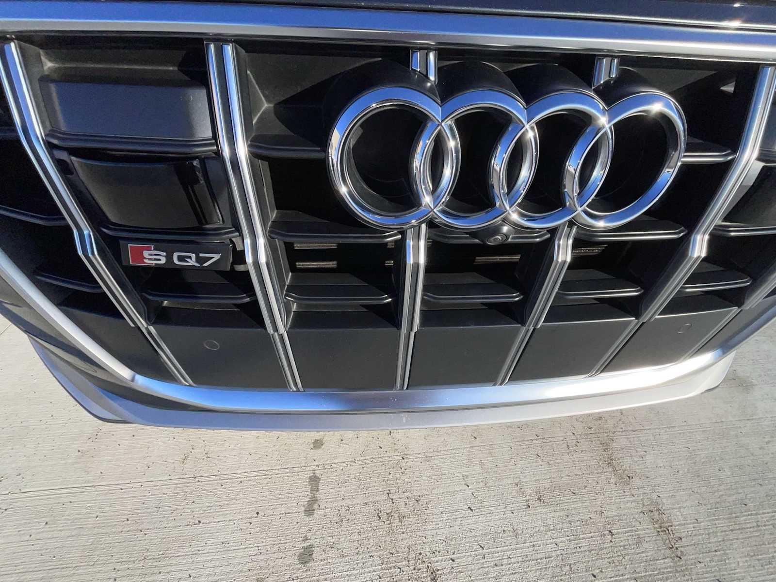 Thumbnail: 2021 Audi SQ7 - 15