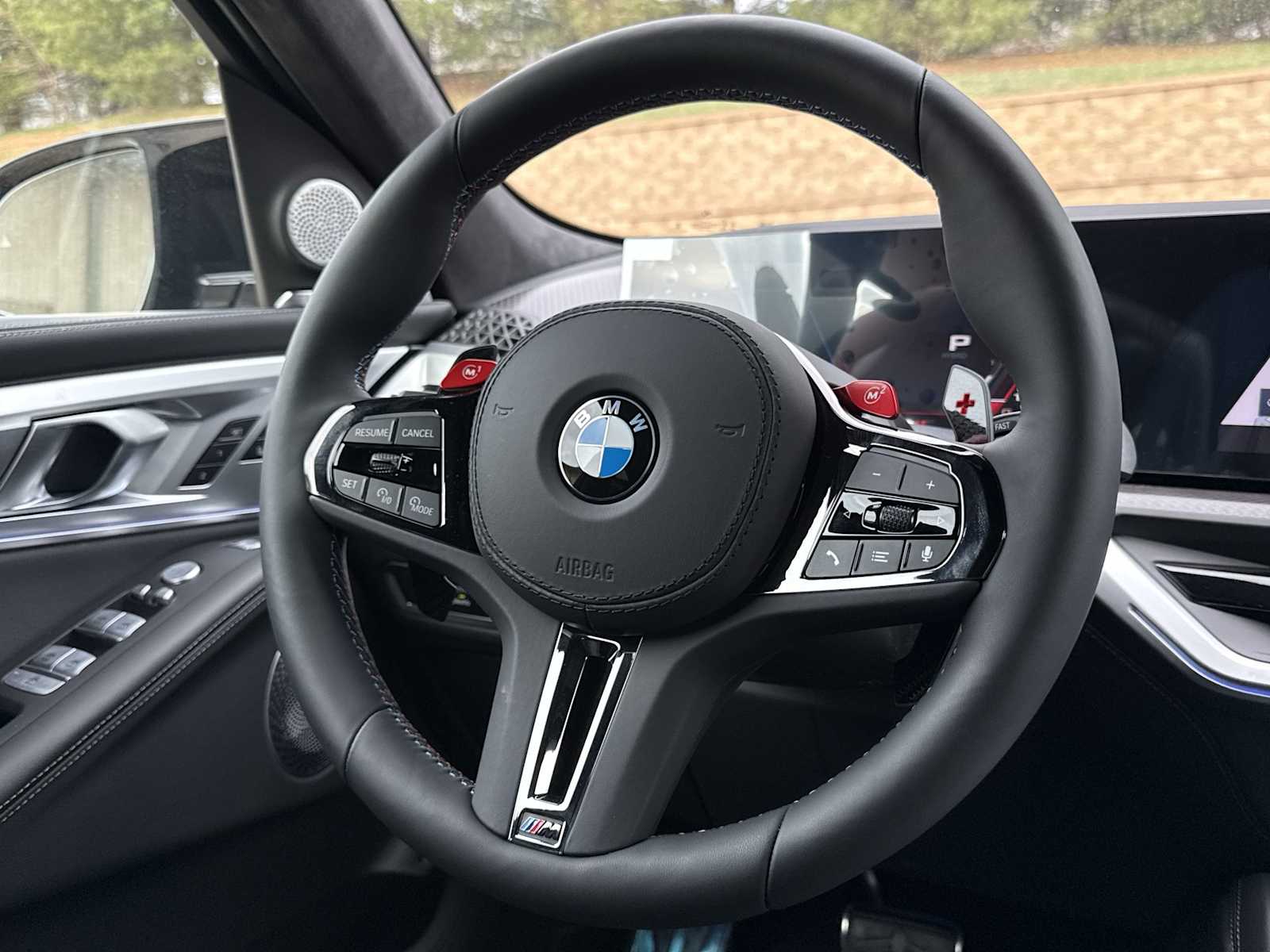 Thumbnail: 2026 BMW XM - 25